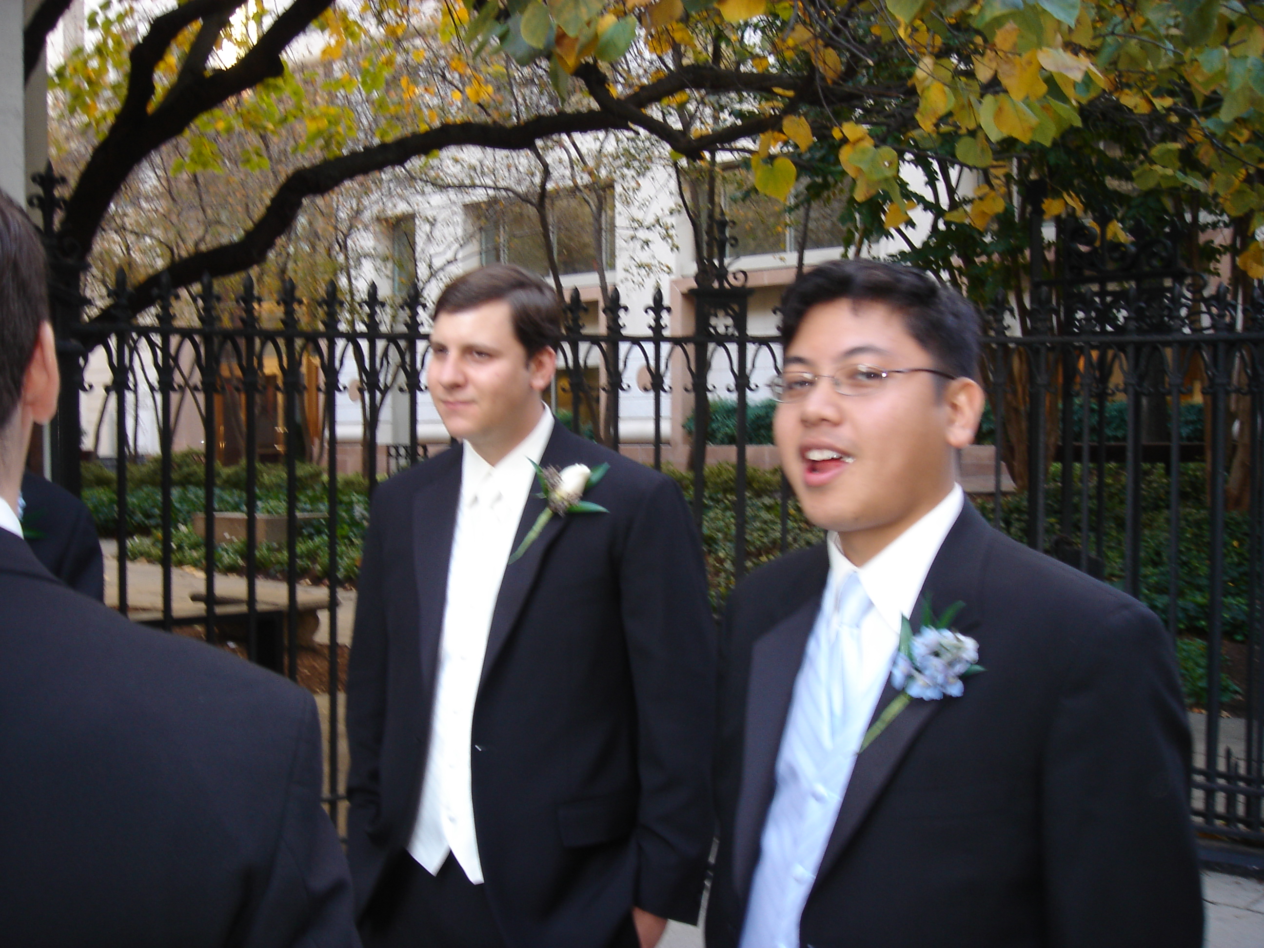 Taylor And Theo.jpg